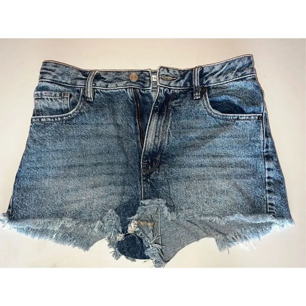 Pac Sun Size 26 button Fly denim Shorts